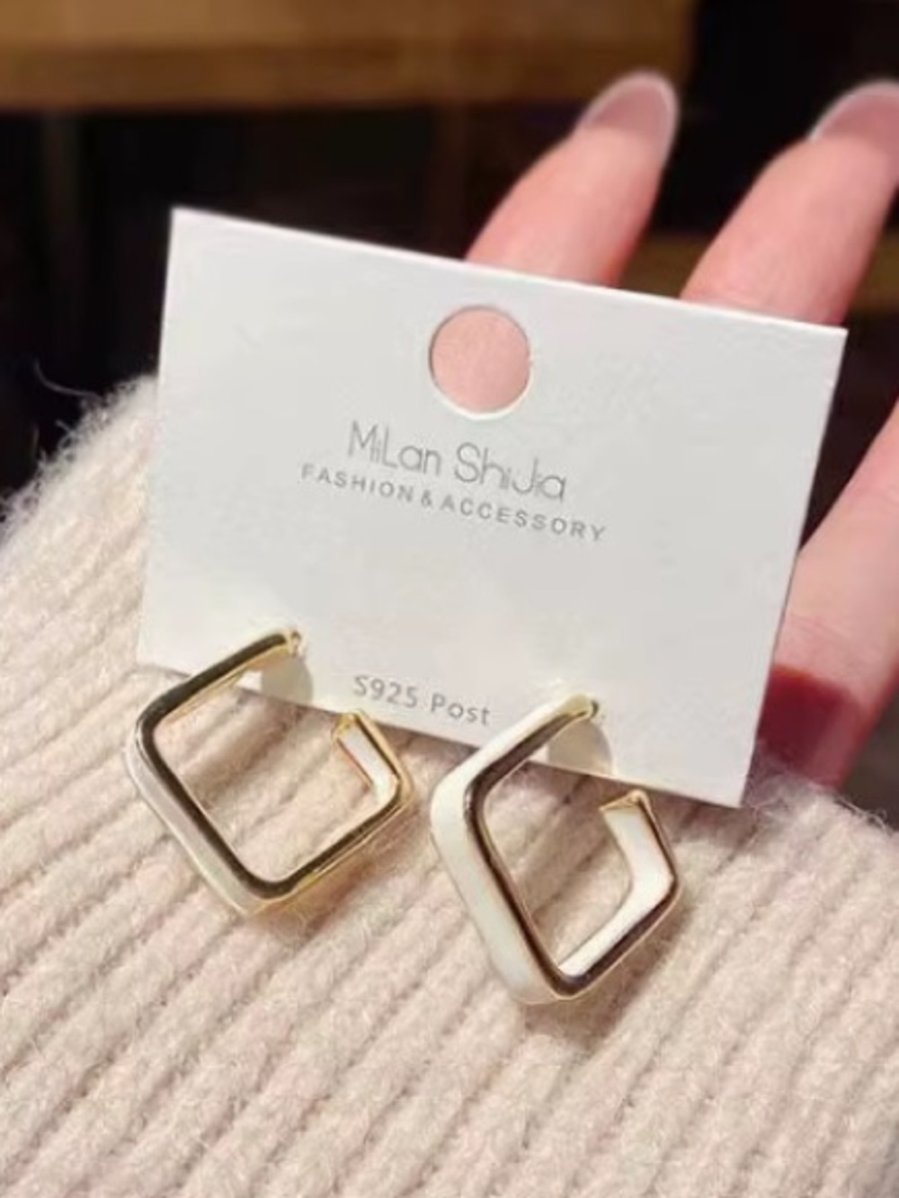 *** High Quality Gold Geometric Square Hoop Earrings